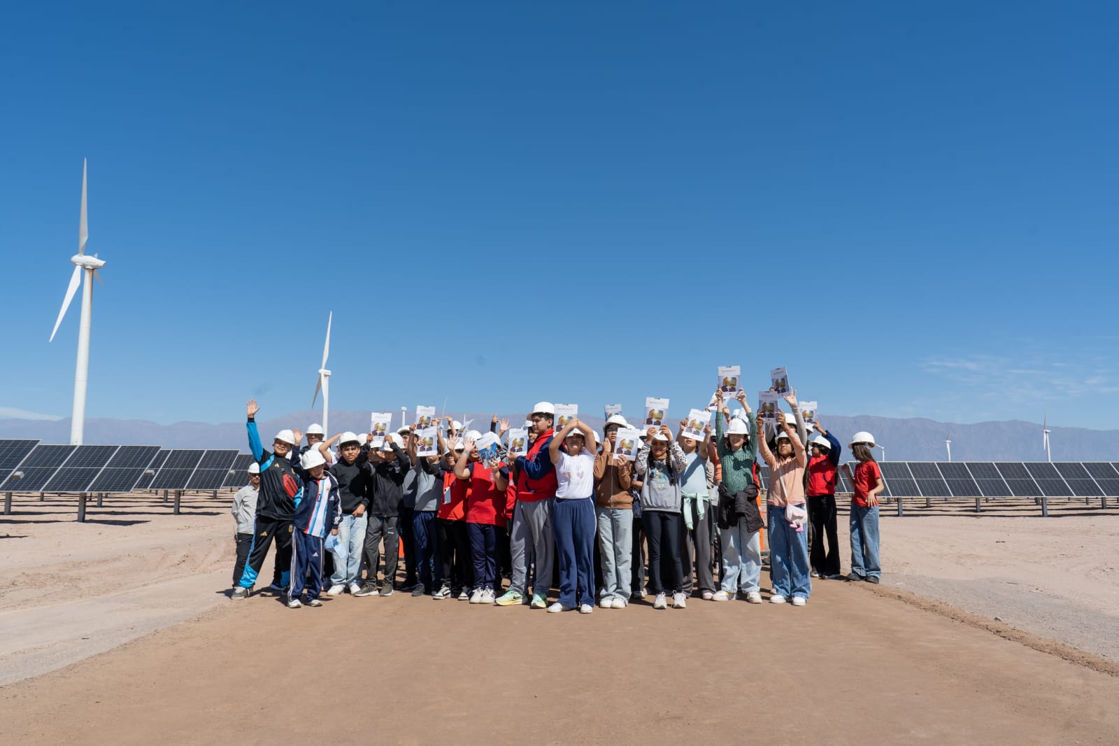Parque Arauco presentó Wintipedia 3, enciclopedia sobre energía solar